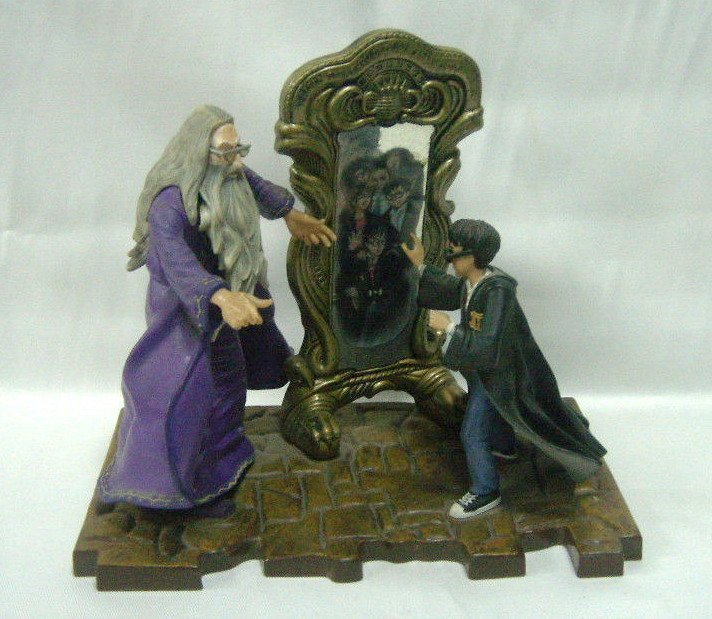 Фигурка Harry Potter and Dumbldor & Mirror of Erised Figure