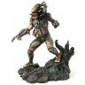 Статуетка Diamond Select Toys Predator Gallery: Unmasked Predator Figure (Хижак)